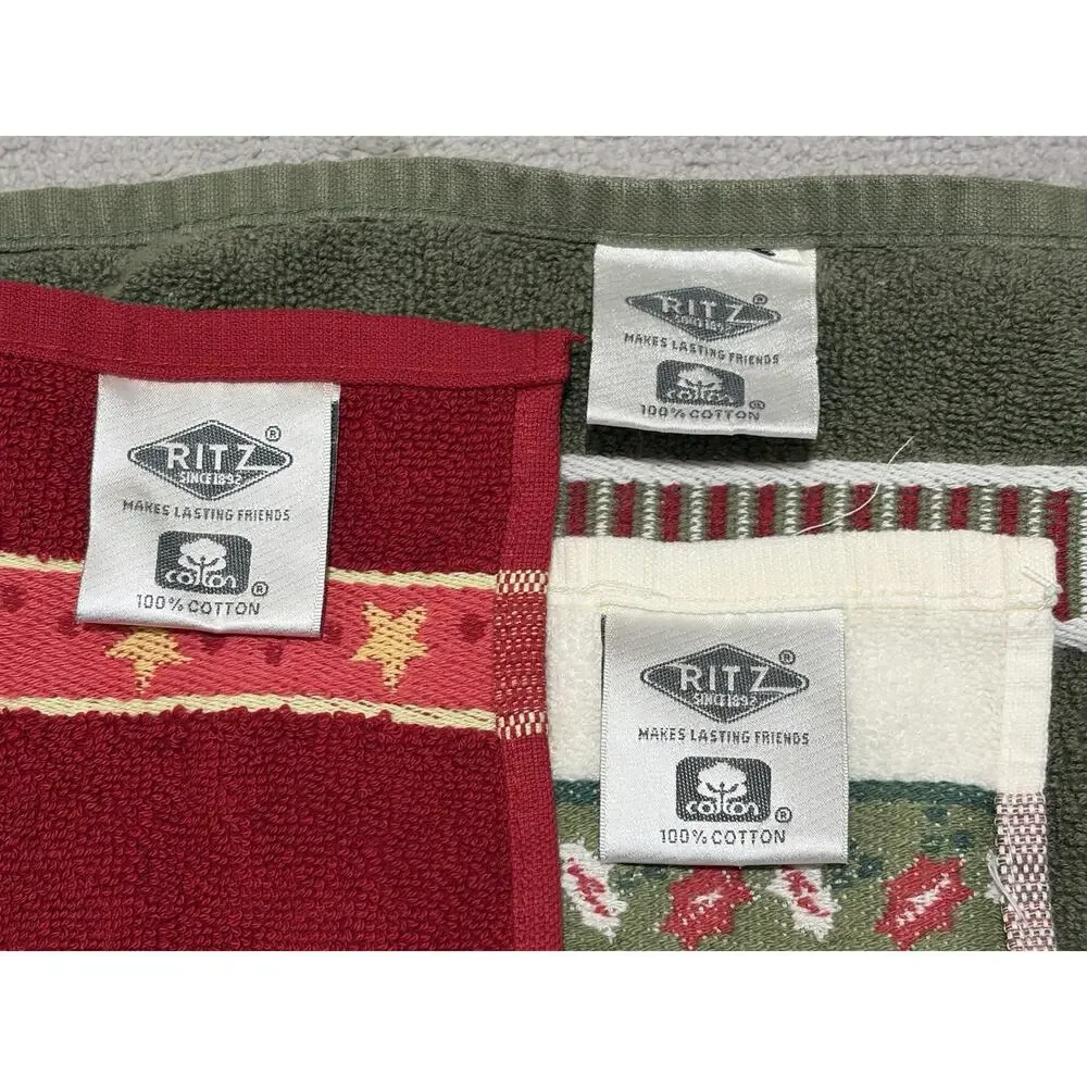 Ritz Towel Lot (3) Hand Bath Embroidered Christmas Poinsettia Holly Holiday